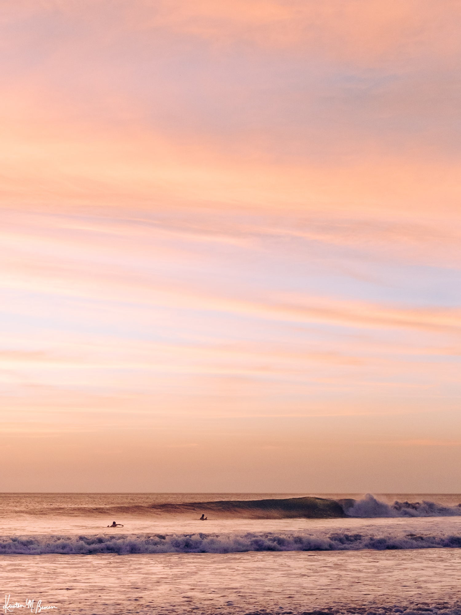 Rose gold sunset waves breaking in Costa Rica. Hola Ola! sunset wave print by Samba to the Sea at The Sunset Shop. Image of breaking waves during a beautiful sunset in Costa Rica.