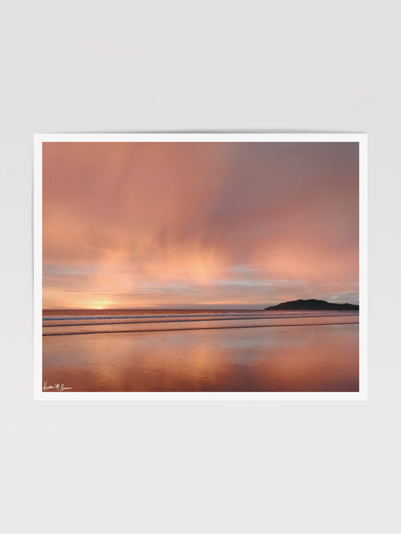 Gorgeous sunset at the beach in Tamarindo Costa Rica over the Pacific Ocean. Photographed by Kristen M. Brown of Samba to the Sea for The Sunset Shop.