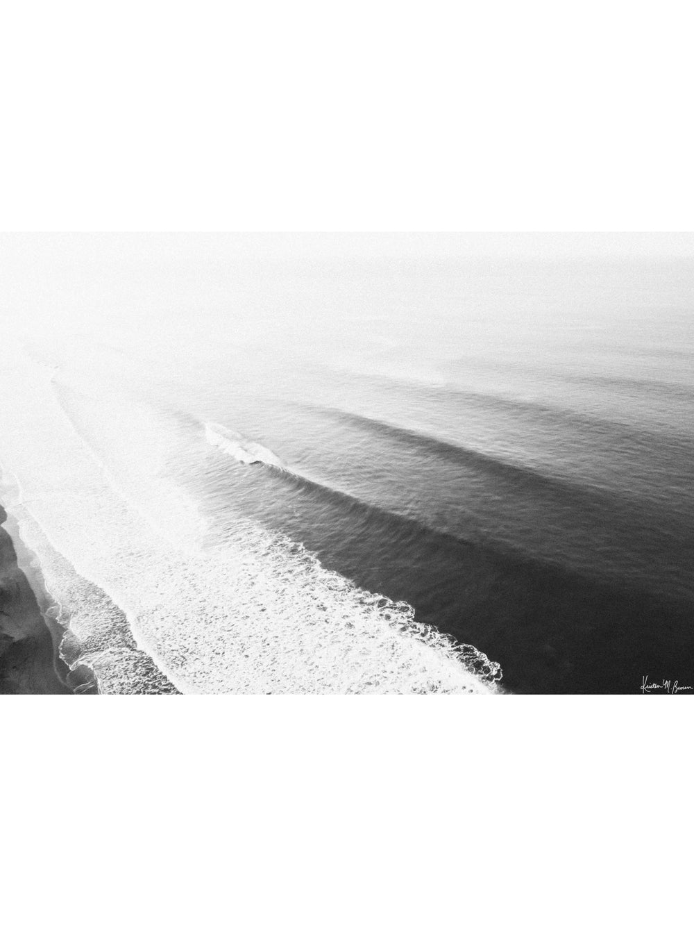 What every surfer&#39;s dreams are made of - - perfectly breaking waves. Now if only every morning started off with dreamy surf sessions…but at least you can have a print of Mother Nature&#39;s beauty and that&#39;s pretty darn close. 💕🌊 &quot;Hermosa Dreaming&quot; black and white aerial photo print of beautiful breaking wave in Costa Rica by Samba to the Sea.